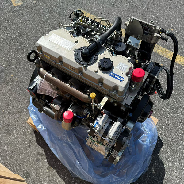 Ótimas notícias! Os motores Perkins C4.4 estão de volta ao estoque